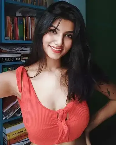 Escort Dhoomakot